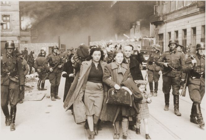 Jews marching to umschlagplatz